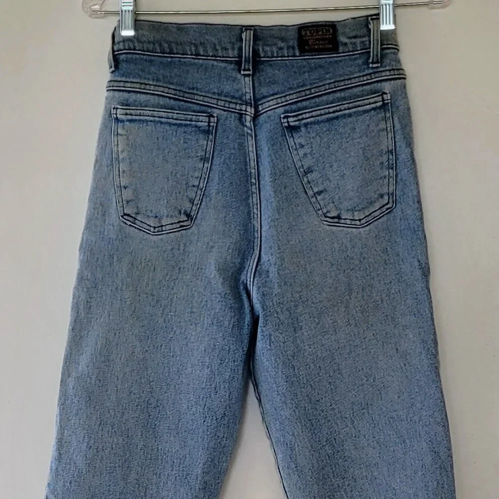 Jeans - Picture 2 of 5